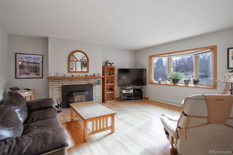 2694 S Niagara St, Denver, CO 80224