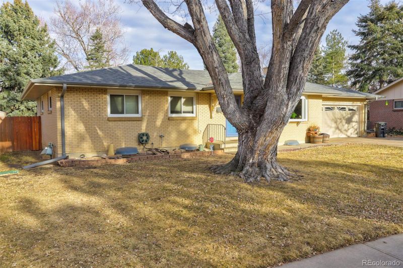 2694 S Niagara St, Denver, CO 80224