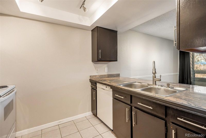 13922 E Stanford Cir #B07, Aurora, CO 80015