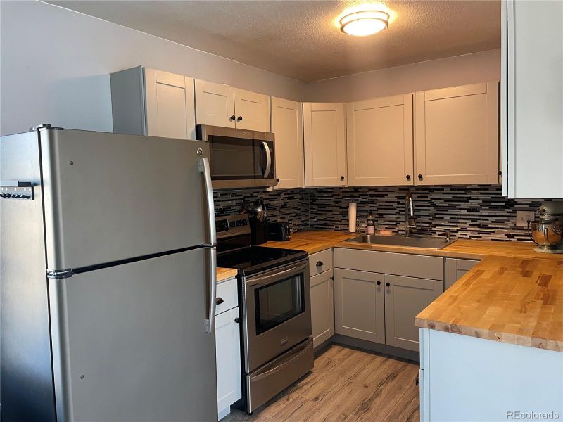 2627 W College Ave, Denver, CO 80219