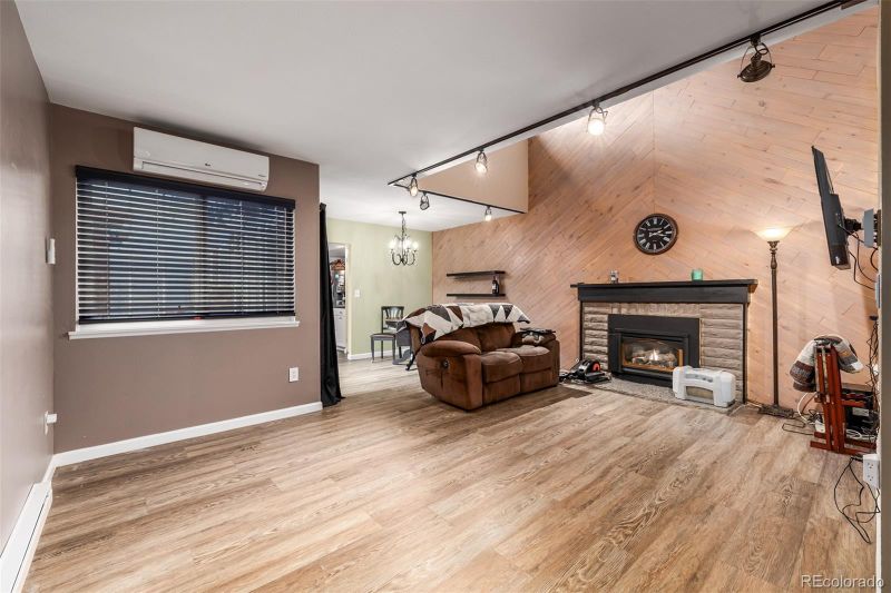 2522 S Worchester Ct #B, Aurora, CO 80014