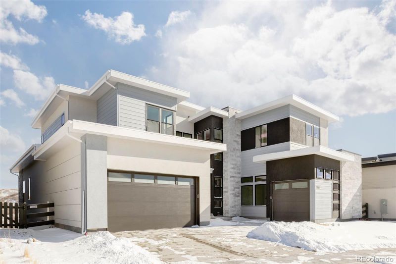 7428 Skygazer St, Castle Pines, CO 80108
