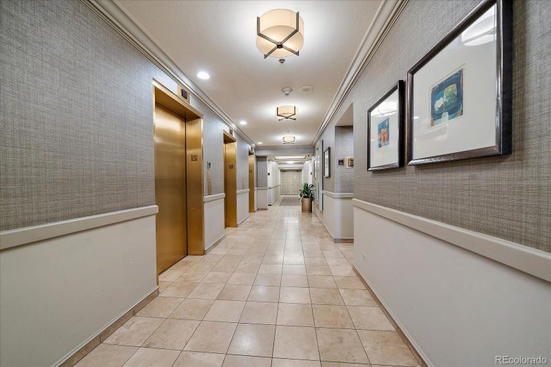 1900 E Girard Pl #808, Englewood, CO 80113