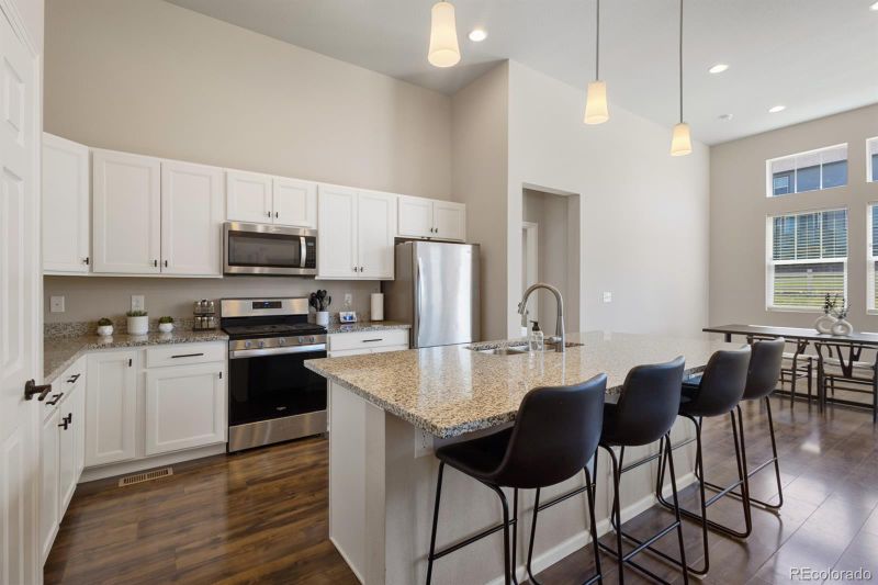 27082 E Davies Ave, Aurora, CO 80016