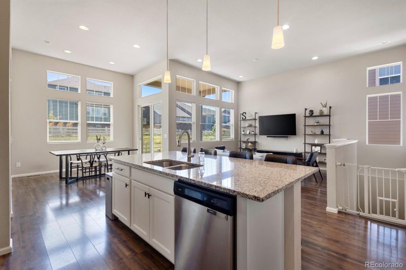 27082 E Davies Ave, Aurora, CO 80016