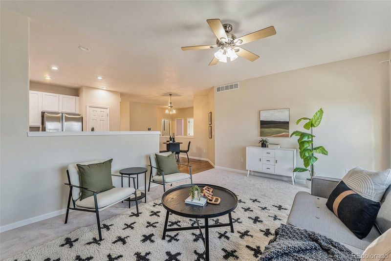 22463 E Dorado Dr, Aurora, CO 80015