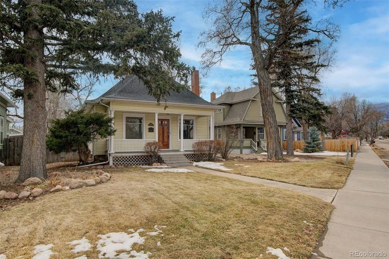 17 Cheyenne Blvd, Colorado Springs, CO 80905