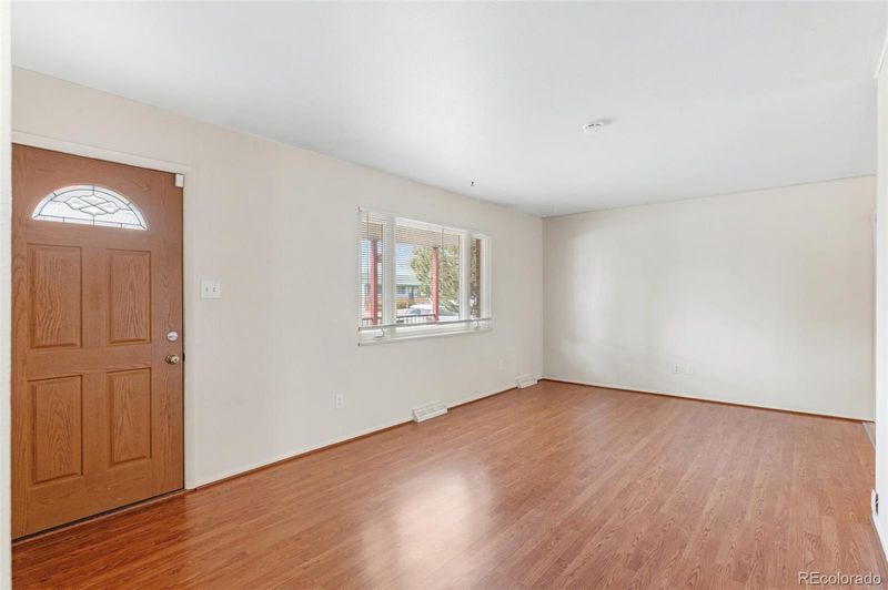 9112 Kent St, Westminster, CO 80031