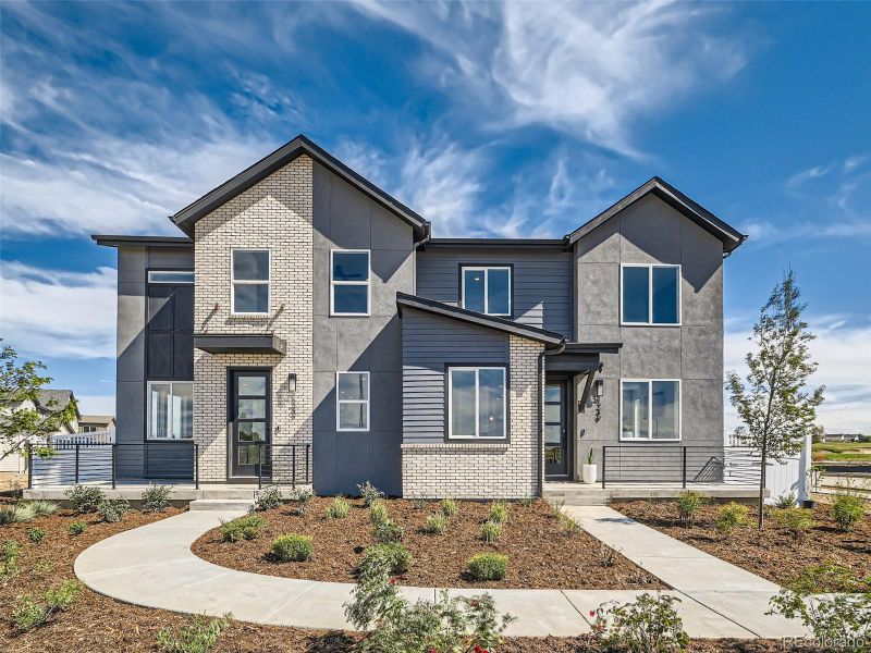 1268 S Algonquian St, Aurora, CO 80018