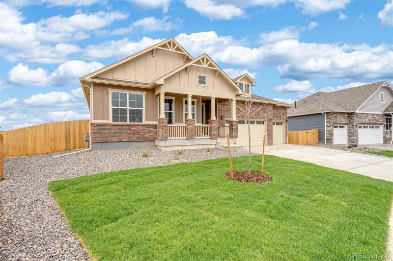 15974 Spruce Ct, Thornton, CO 80602