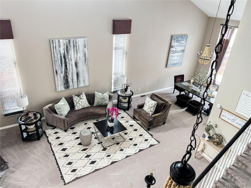 887 Shadowstone Dr, Highlands Ranch, CO 80129