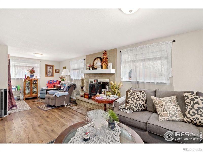 1118 24th Ave Ct, Greeley, CO 80634
