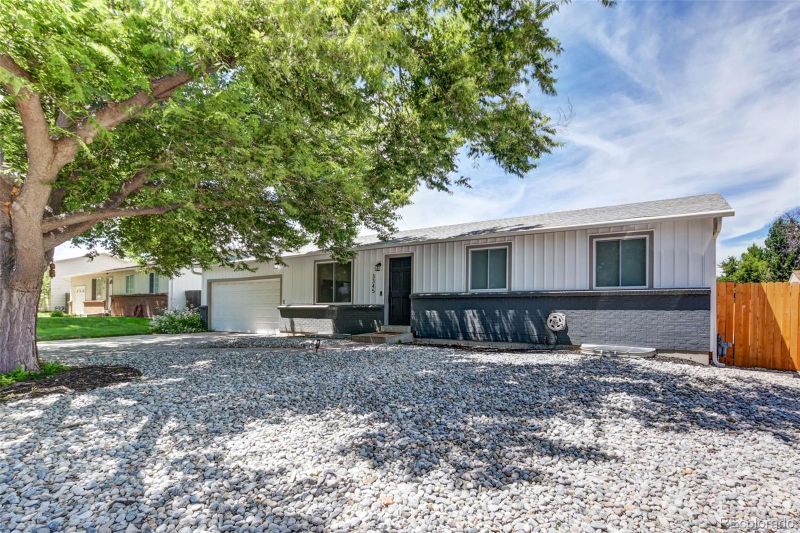 3345 S Hannibal St, Aurora, CO 80013