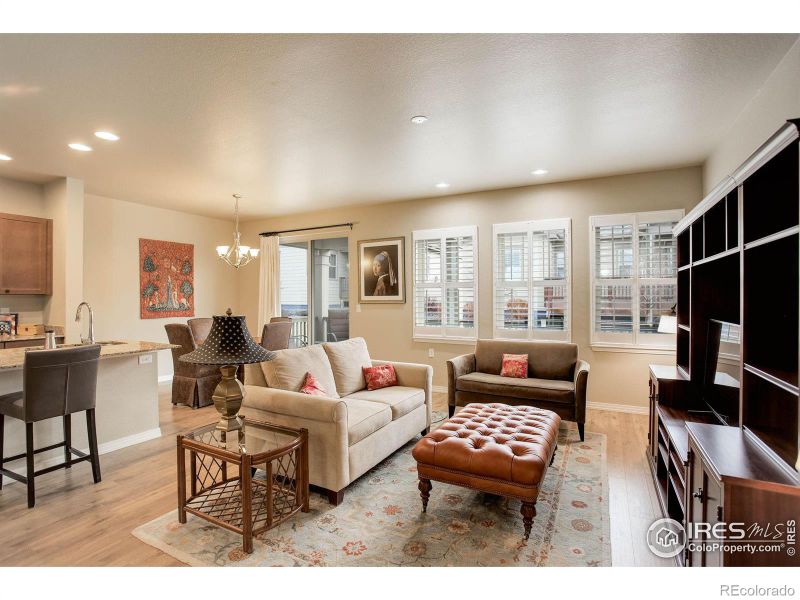 722 Widgeon Dr, Longmont, CO 80503