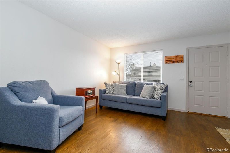 17693 E Loyola Dr #B, Aurora, CO 80013