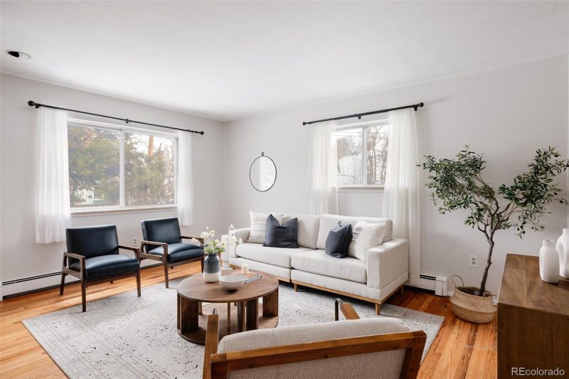 2425 S Steele St, Denver, CO 80210