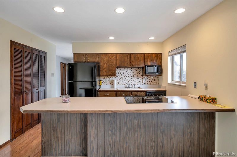 12450 W Atlantic Ave, Lakewood, CO 80228