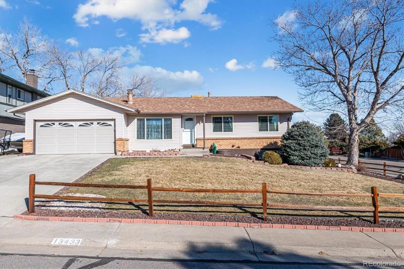 13433 W Utah Cir, Lakewood, CO 80228