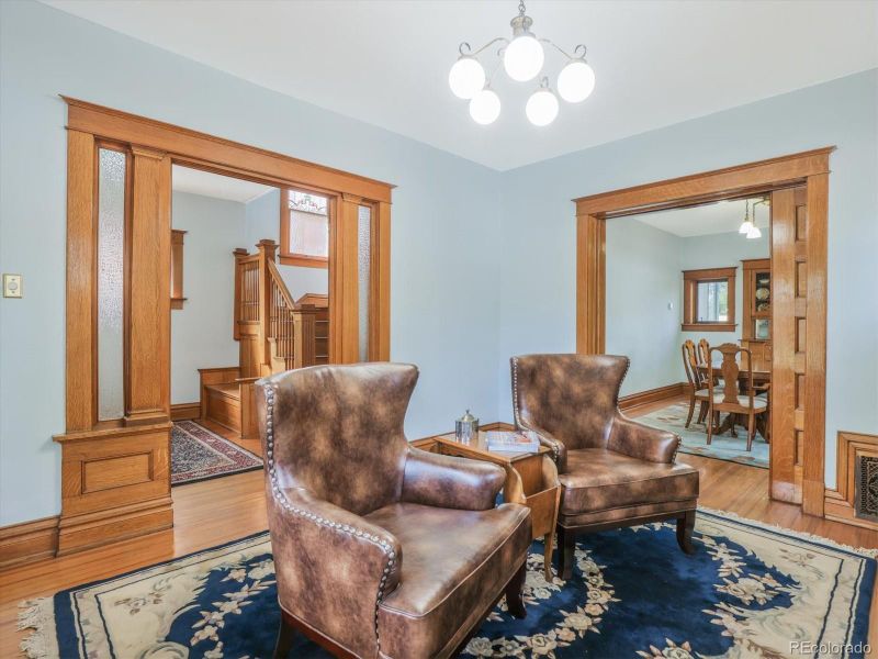 571 N Emerson St, Denver, CO 80218