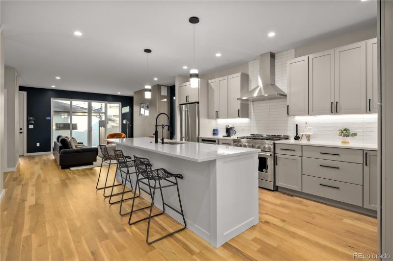 4242 Navajo St, Denver, CO 80211