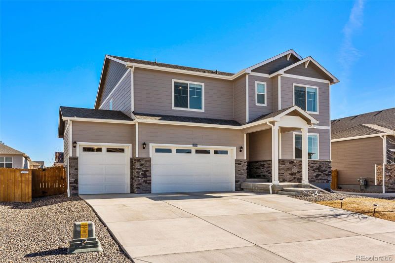 14596 Piedmontese Dr, Mead, CO 80542