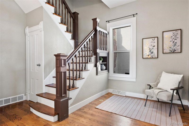 3033 California St, Denver, CO 80205