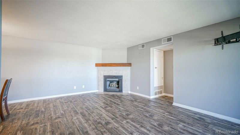10303 E Peakview Ave #G104, Englewood, CO 80111