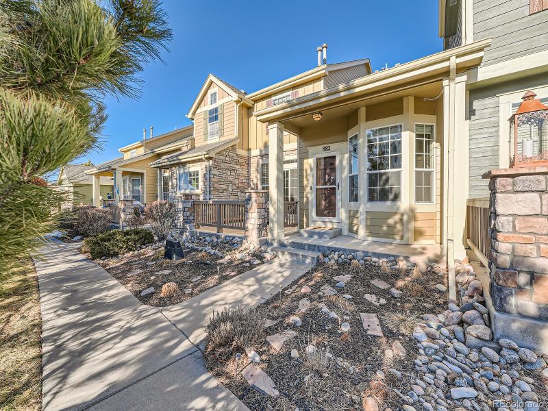 882 Ironspur Ct, Castle Rock, CO 80108