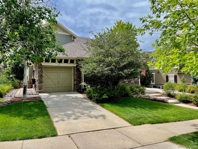 24540 E Roxbury Pl, Aurora, CO 80016