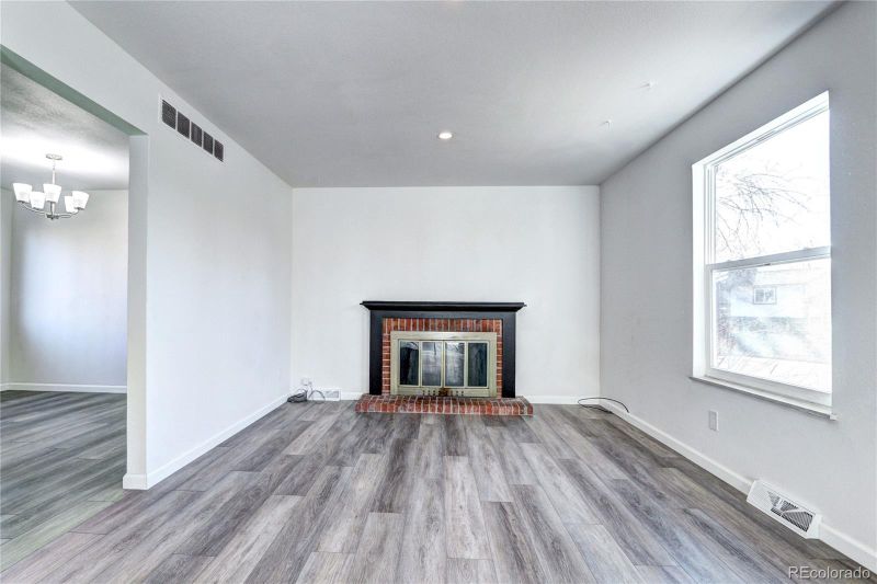 10745 Owens St, Westminster, CO 80021