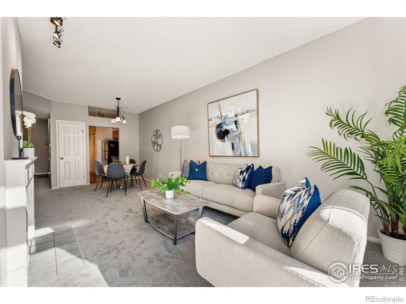 7416 Singing Hills Dr, Boulder, CO 80301