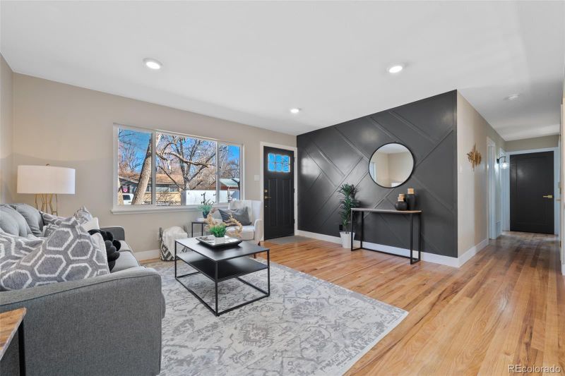 6360 Brooks Dr, Arvada, CO 80004