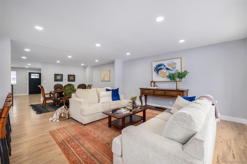 364 S Nelson St, Lakewood, CO 80226