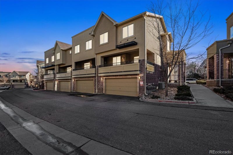 850 Elmhurst Dr #D, Highlands Ranch, CO 80129