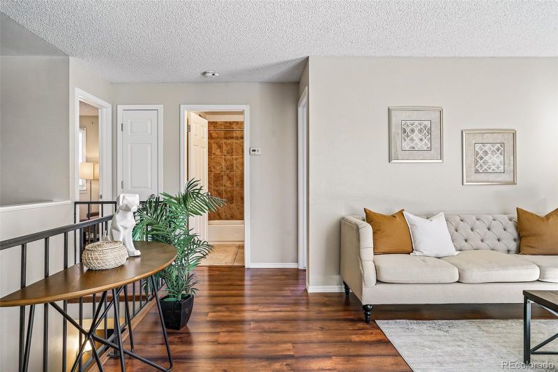 1455 S Biscay Ct, Aurora, CO 80017
