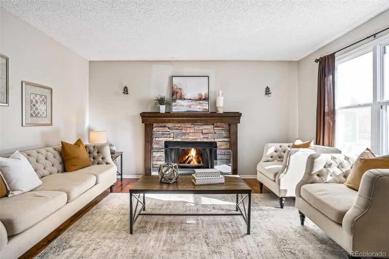 1455 S Biscay Ct, Aurora, CO 80017