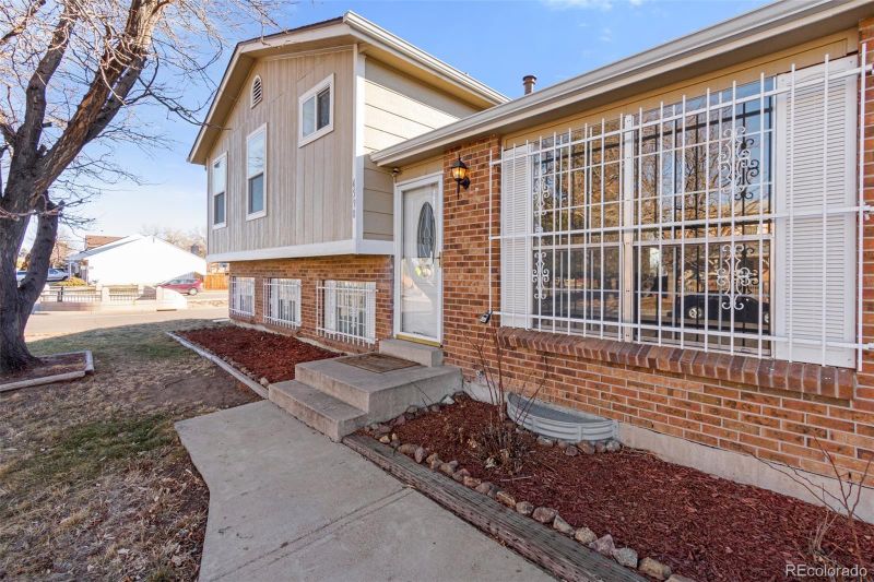 4598 Fraser Way, Denver, CO 80239