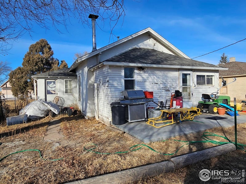 518 Shaw Ave, Peetz, CO 80747
