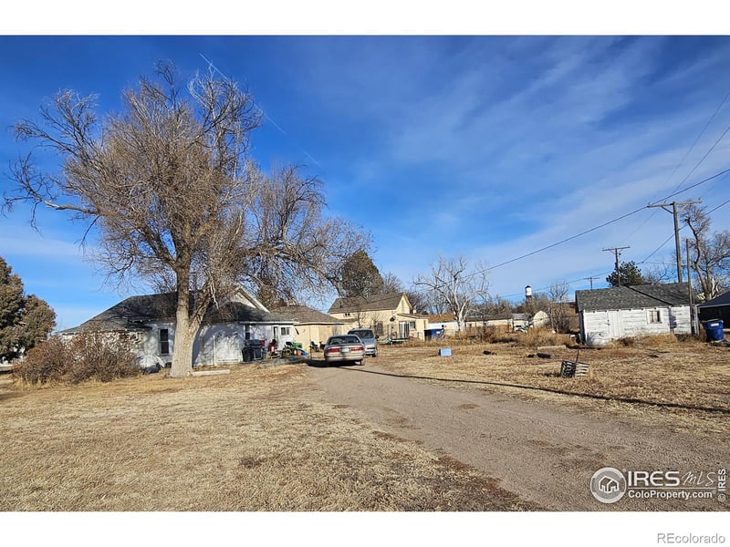 518 Shaw Ave, Peetz, CO 80747