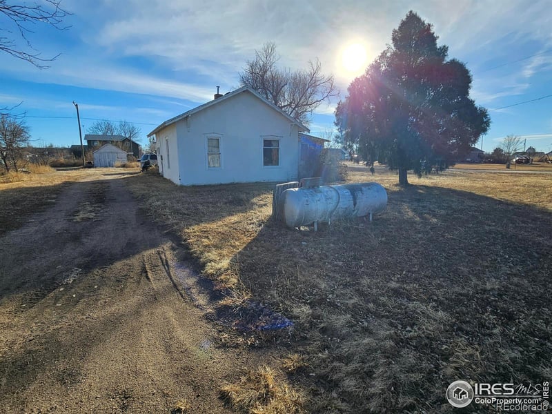 518 Shaw Ave, Peetz, CO 80747