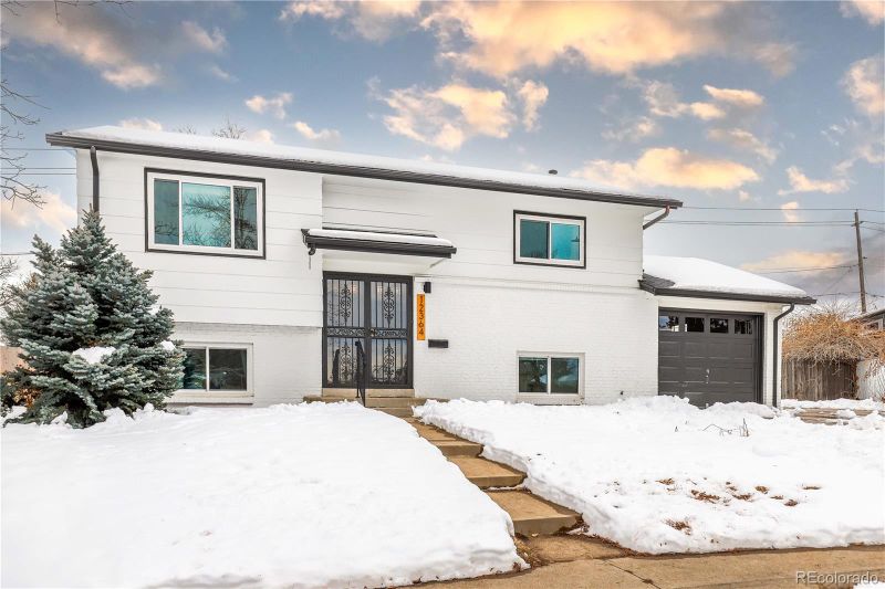 12364 W 61st Ave, Arvada, CO 80004