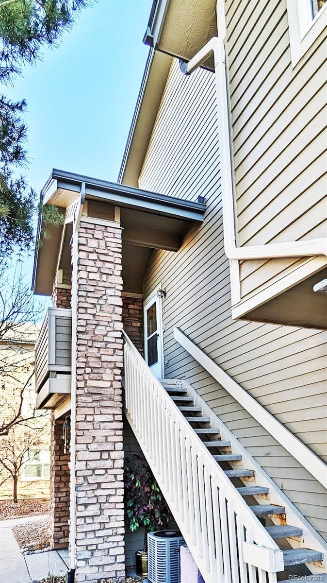 18425 E Flora Dr #J, Aurora, CO 80013