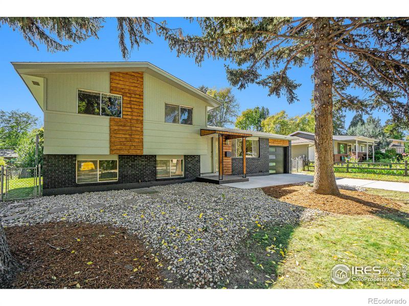 609 Dartmouth Trl, Fort Collins, CO 80525