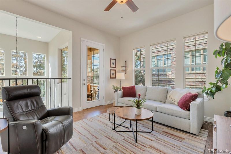 7893 Vallagio Ln, Englewood, CO 80112