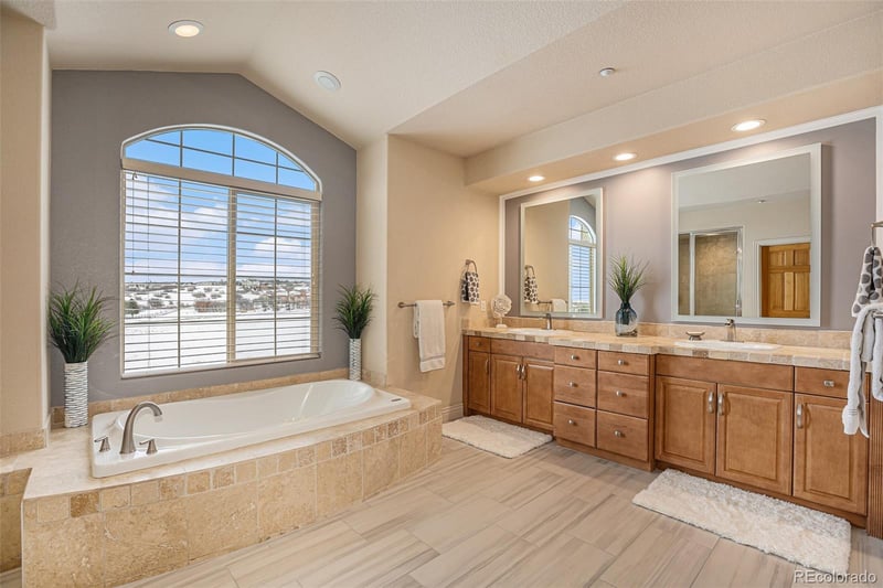 2768 Hawken Dr, Castle Rock, CO 80109