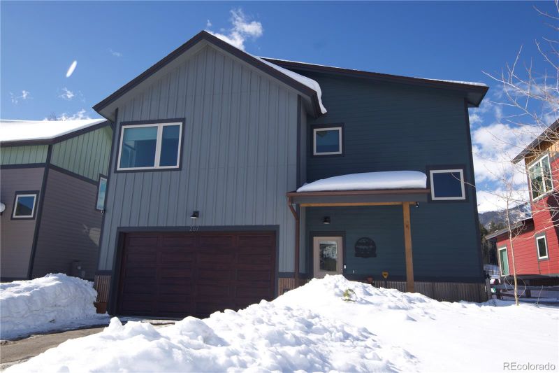 267 Haymaker St, Silverthorne, CO 80498