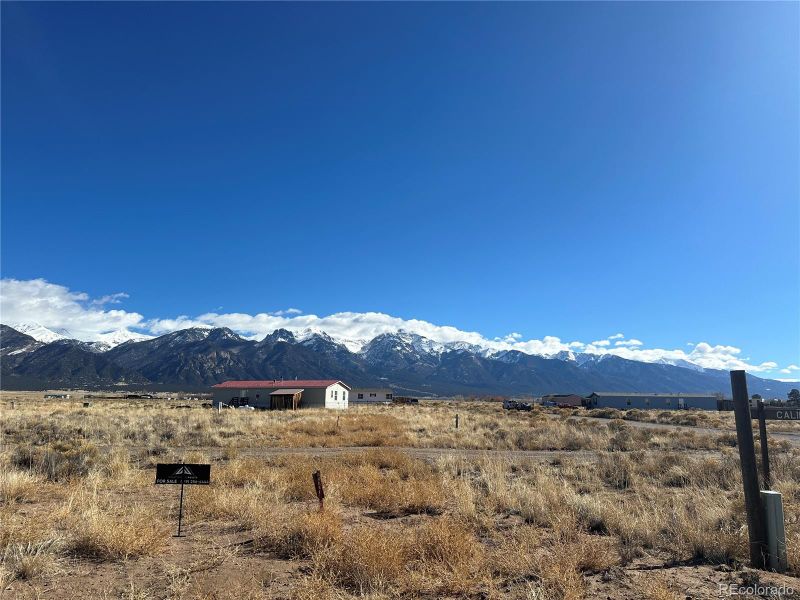 221 Caliente Ct, Crestone, CO 81131