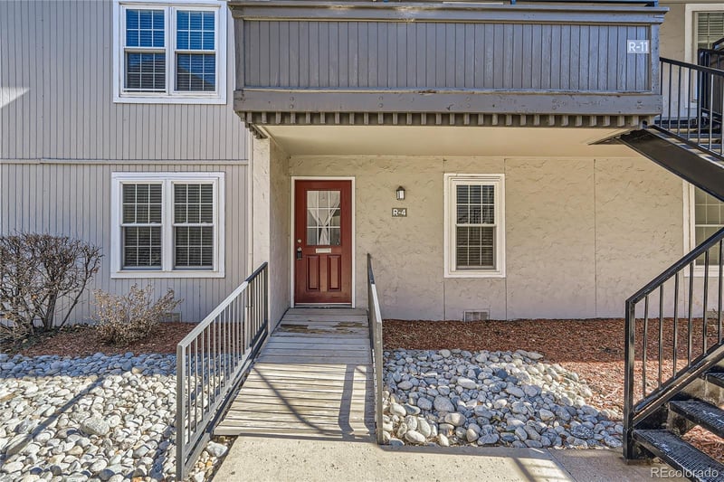 7110 S Gaylord St #R-04, Centennial, CO 80122