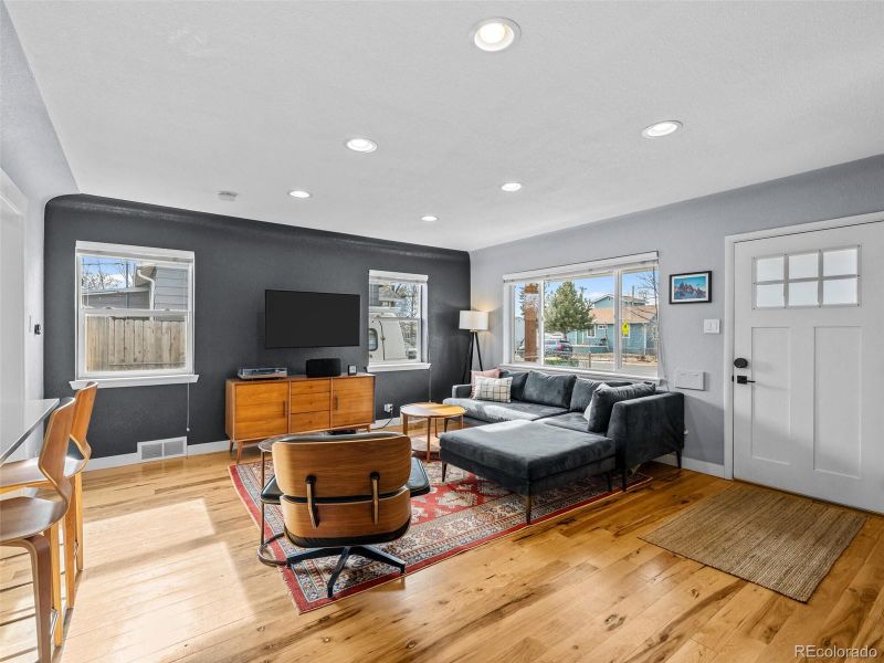 4450 S Sherman St, Englewood, CO 80113
