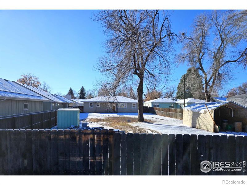 913 W 8th St, Loveland, CO 80537
